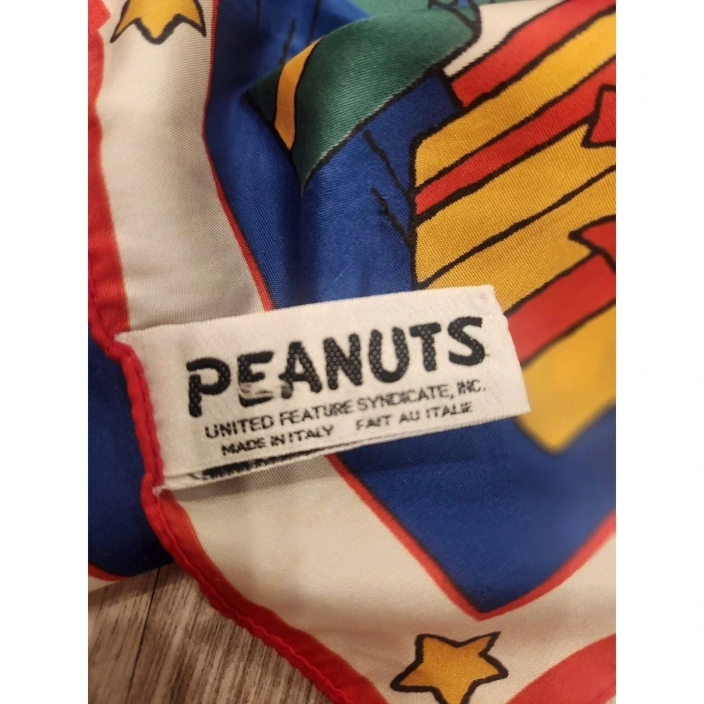 Vtg. Peanuts Snoopy Christmas Oblong Scarf Made In Italy 100% Polyester 53